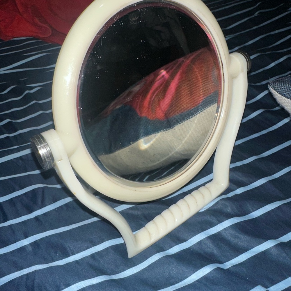 Elegant Cream Vanity Mirror